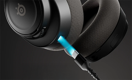 USB C and headphones bridged by light wave