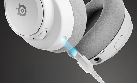 USB C and headphones bridged by light wave