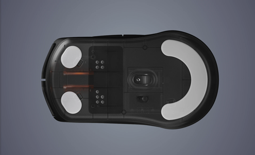 base of mouse with LEDs off showing power switch and rubber pads