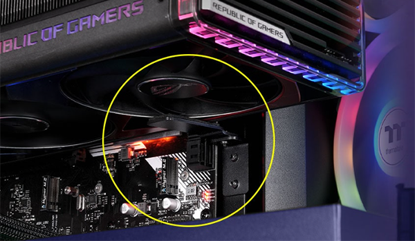 Built-in GPU Holder