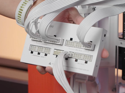 PC wires connected to dock module.