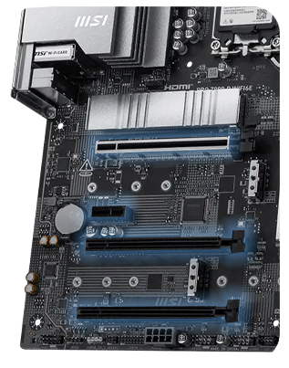 x4 PCIe x16 Slots