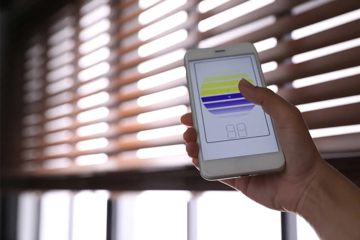 Automated smart blinds controlled via smartphone