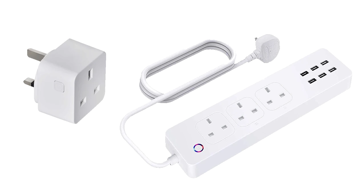 Smart plug connected to a wall socket powering a lamp