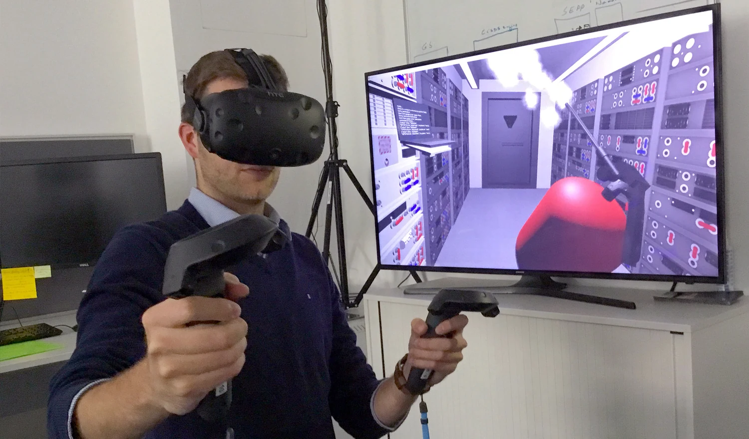 VR training simulation for industrial or military environments
