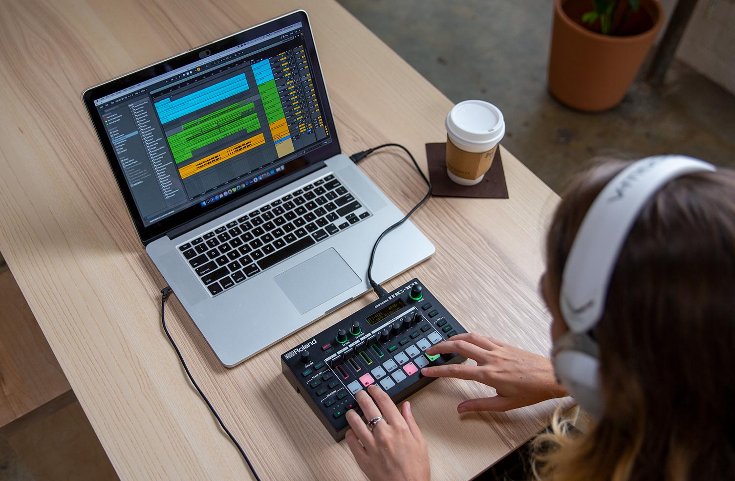 Groovebox MC-101