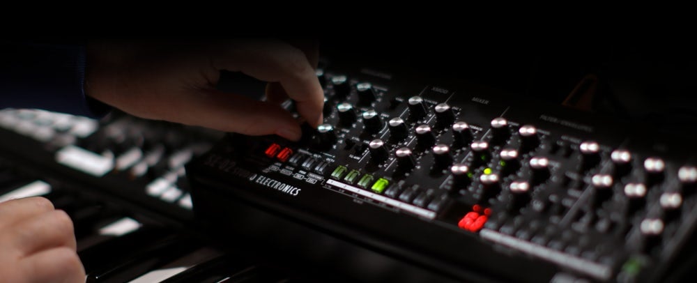 Roland SE-02