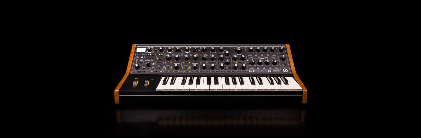 Moog Subsequent 37