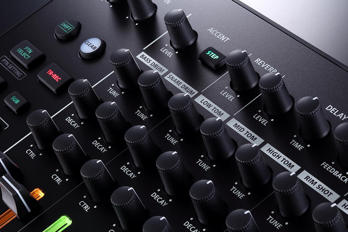 Roland TR-8S Rhythm Performer