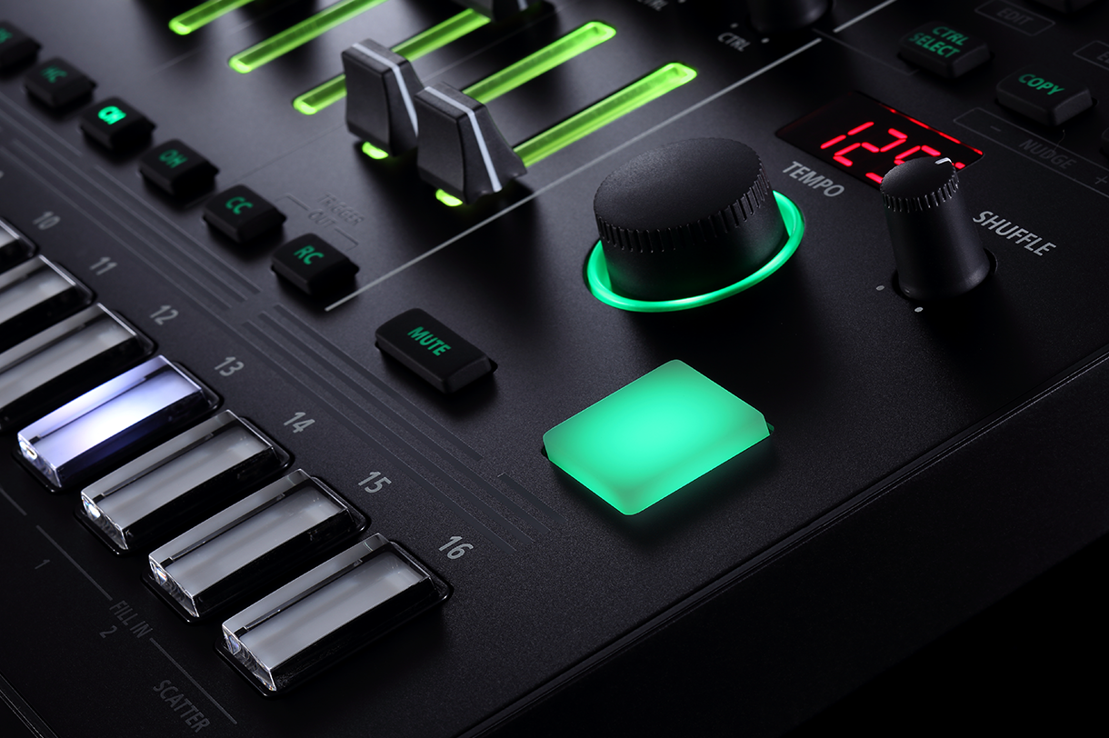 Roland TR-8S Rhythm Performer
