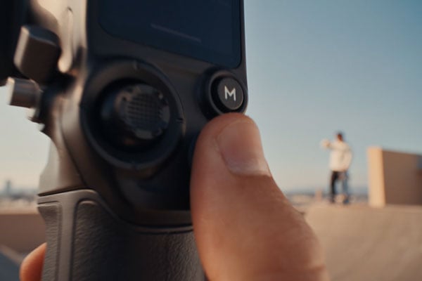someone using the bluetooth shutter on the DJI RS 5