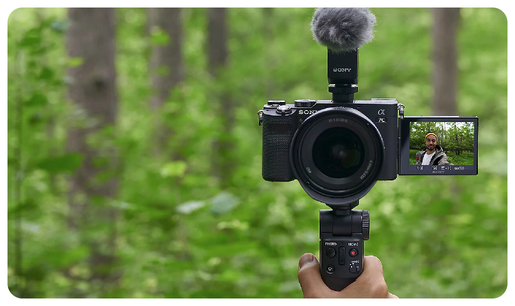 Sony A7C Camera rig with mini tripod and microphone for vlogging