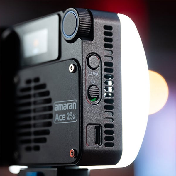 close up of the amaran led light shortcut controls