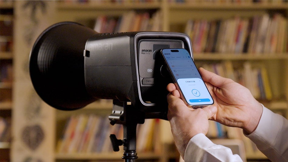 someone pairing the amaran app wo the light using nfc