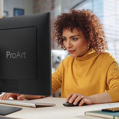 designer using the asus proart monitor