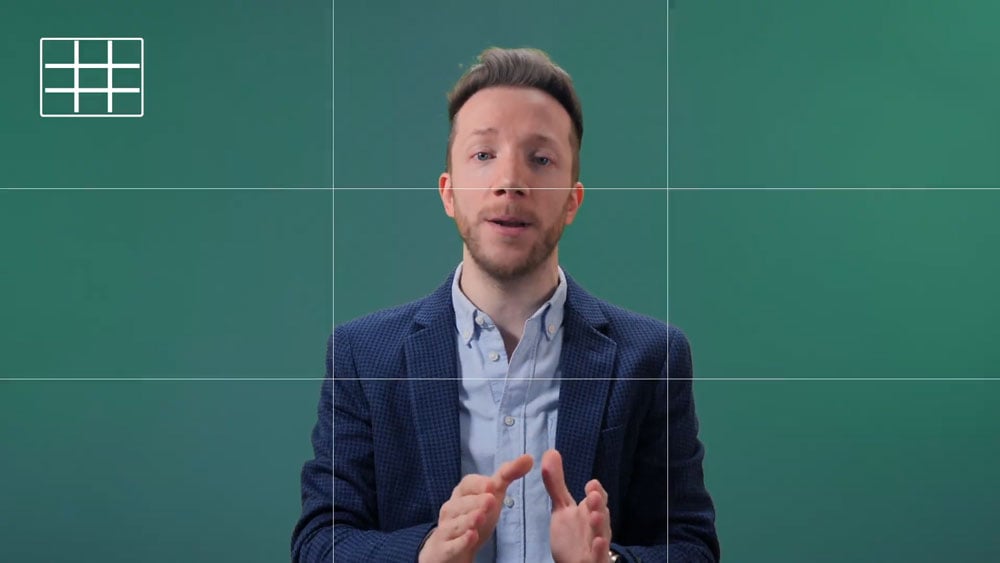 atomos shogun monitoring interfaceof a man in front of a green screen