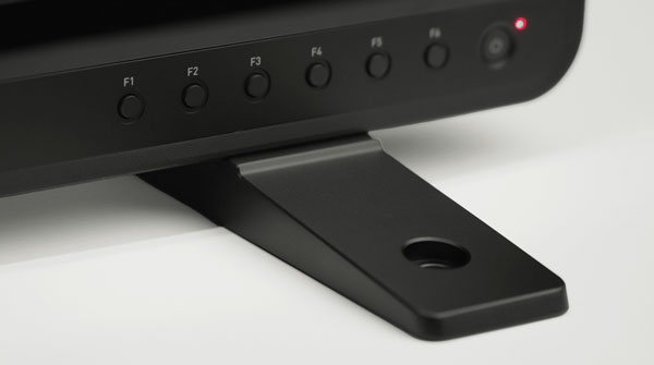 close up of the sumo pro-19 feet