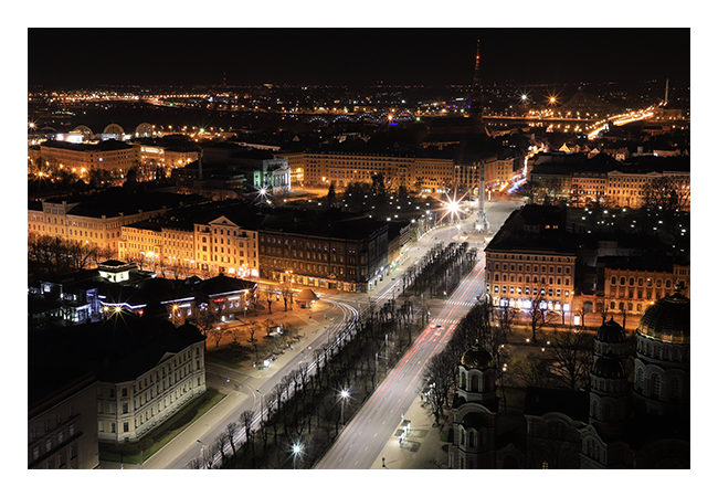 sample image of a top down view of a street taken with the canon lens