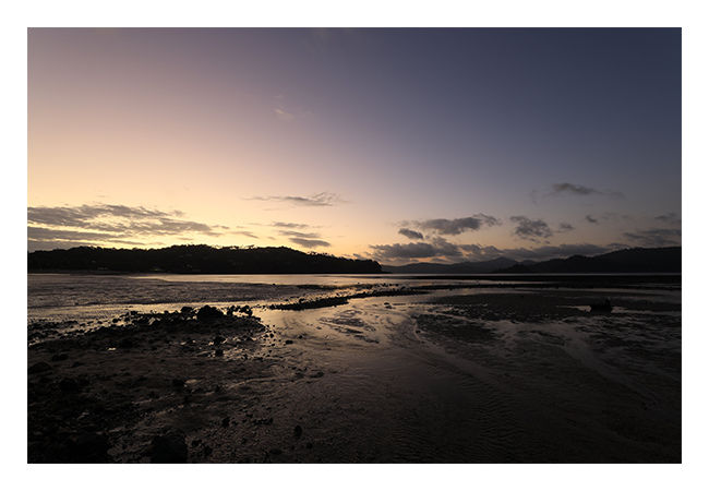 sample image of a beach at sunrise taken with the canon 35mm lens