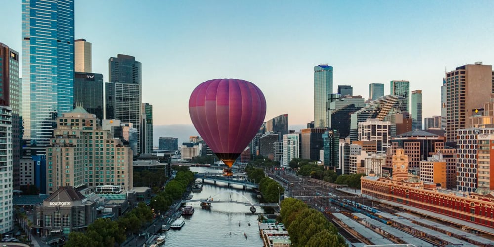 sample image of a hot air balloon over a city