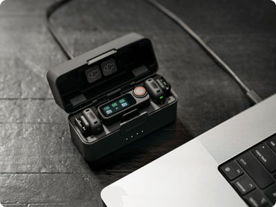 dji mic 3 connected to a laptop