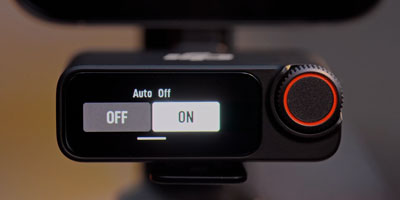 close up of the dji mic 3 reciever showing the auto power-off setting