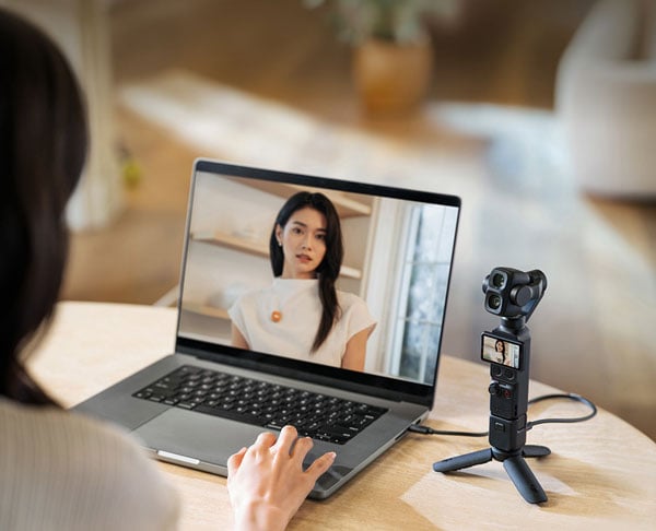 dji osmo pocket 4p being used as a webcam