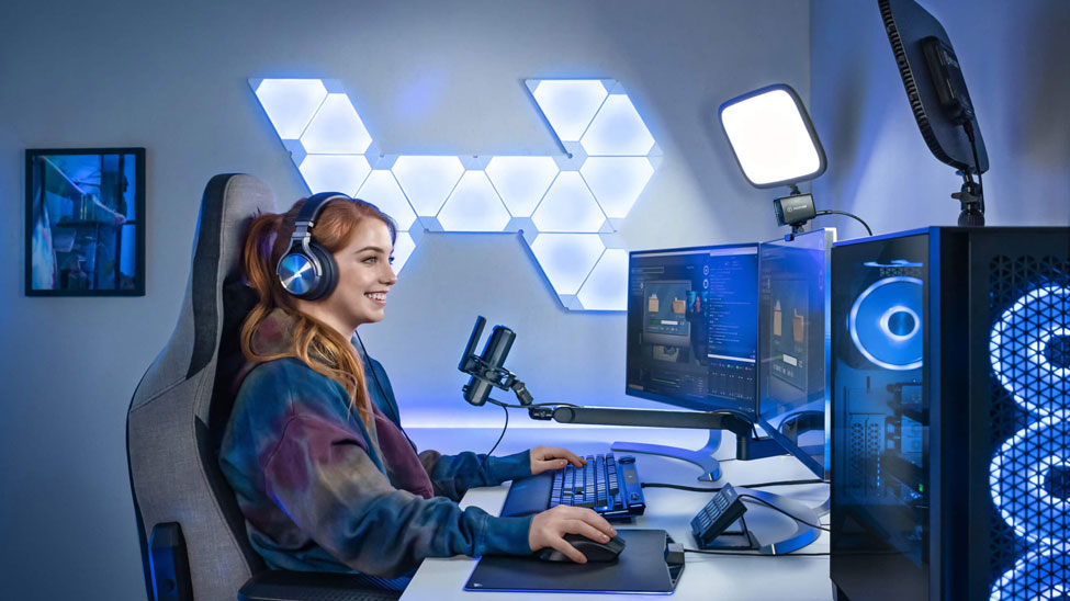 elgato wave mic arm lp in a setup