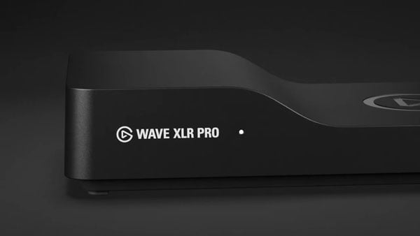 close up of the wave xlr led indicator