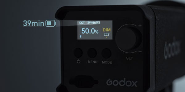 close up of the battery countdown on the godox light