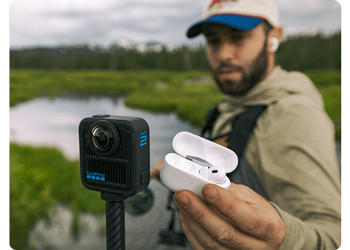 Fisherman connecting Apple AirPods to GoPro Hero Max2