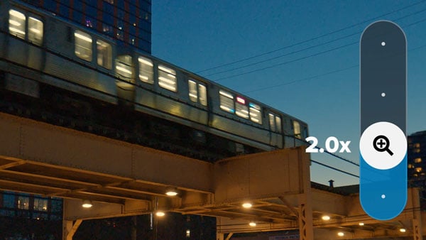 2x zoom in on a chicago train
