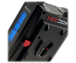 Close up image of Hedbox probank 2l lcd screen