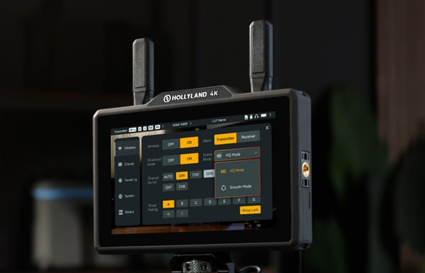 Hollyland Pyro 5 4K wireless 5.5 inch on-camera field monitor with antennas
