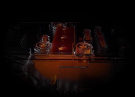 xray image of the insta360 link 2 pro showing the internal dual mic system highlighted in red