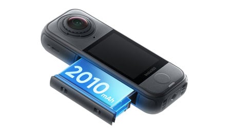battery coming out of the insta 360 camera