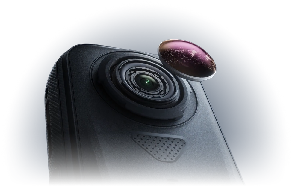insta 360 camera lens being replaced