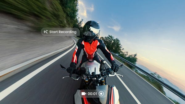 someone riding a motorbike and starting recording using voice commands on the insta360 x6