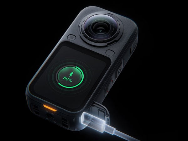 insta360 x6 being charged