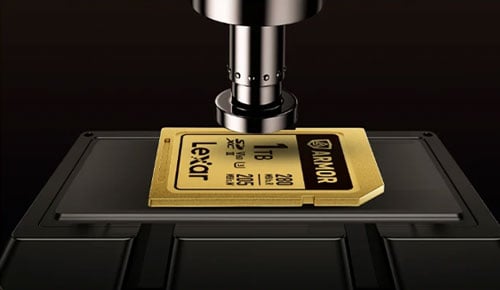 lexar armor gold sd card withstanding a bending test