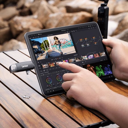 microsdxc card inserted into a tablet