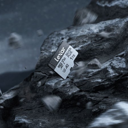 microsdxc card being dropped