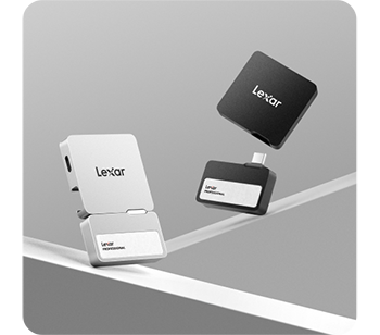 Lexar Professional SL400 Go Portable 2TB SSD with Hub LN153899