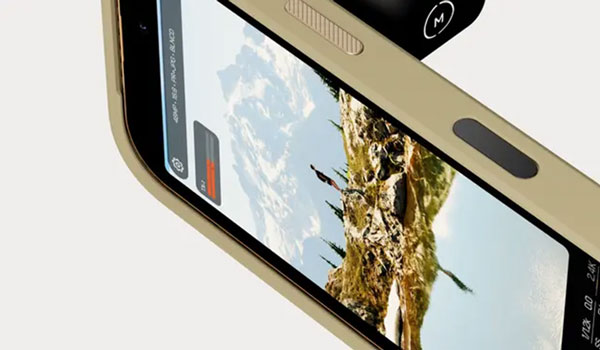 close up of the Moment Camera Case capture button