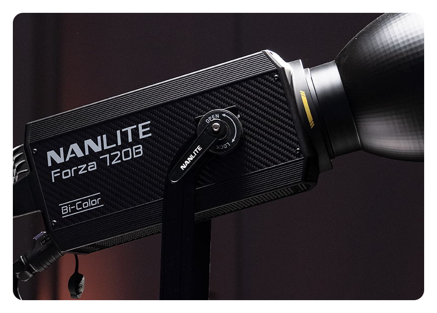 side view of the nanlite forza 720b