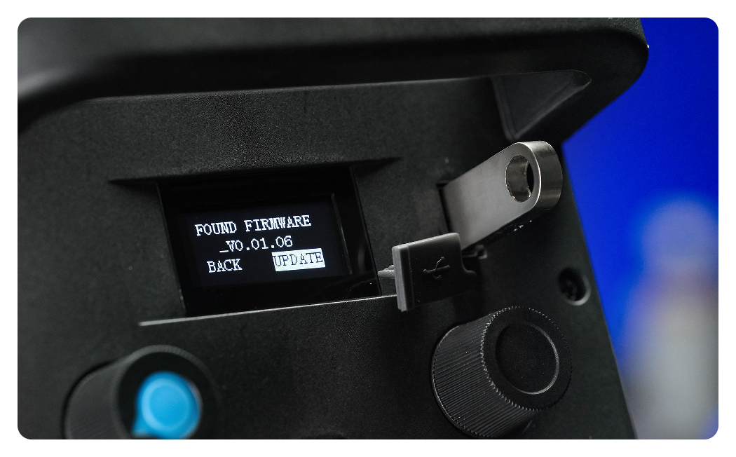 back view of the nanlite fs 300b showing how the firmware can be updated via usb