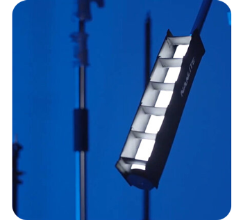 Pavotube ii 6C with box grid light modifier