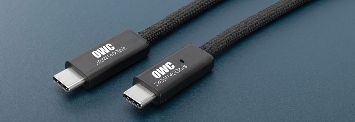 usb4 cables on a grey background