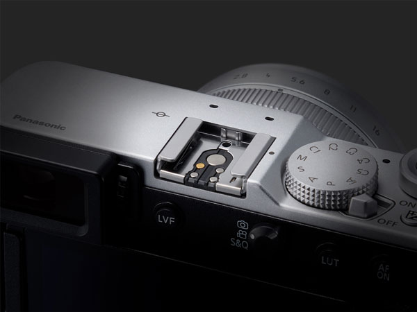 files being transferred to the lumix app