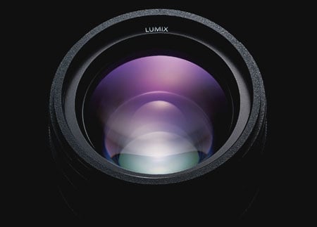 close up of the panasonic lumix s lens elements